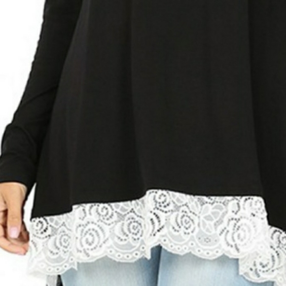 SALE Lace trimmed Tunic - Picture 3 of 3